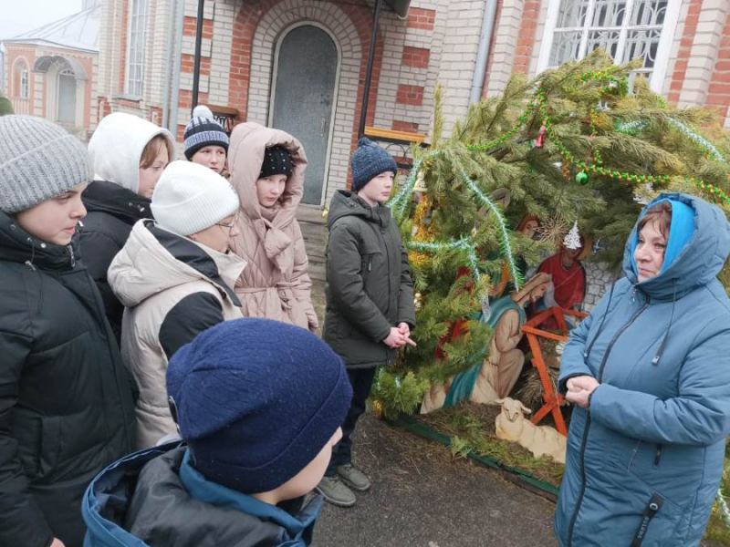 Экскурсия школьников в Казанский храм