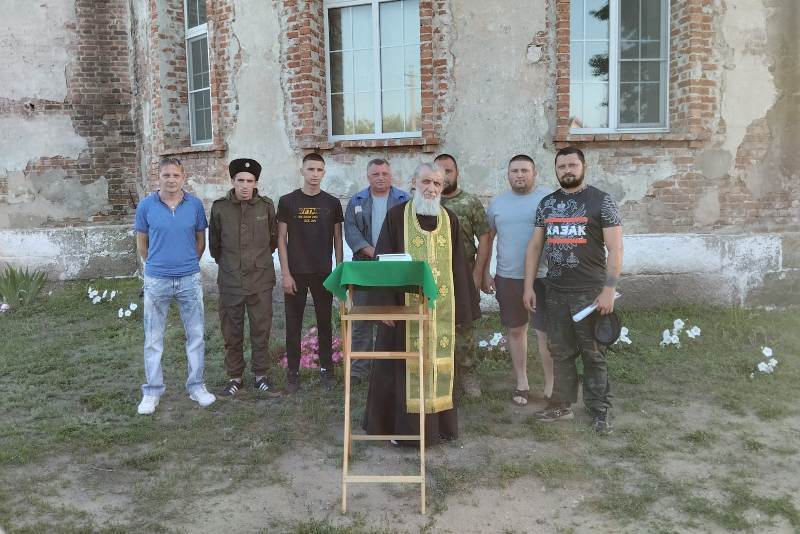 Духовник Хуторского казачьего общества «Хутор Калачеевский» принял участие в казачьем круге