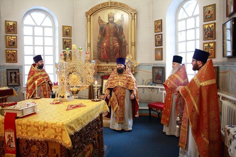 Соборная служба в Казанском храме Каменского благочиния