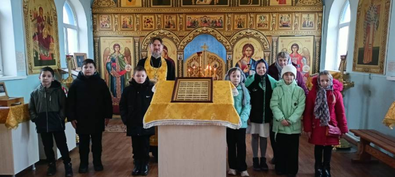 Ученики общеобразовательной школы посетили приход п. Гора