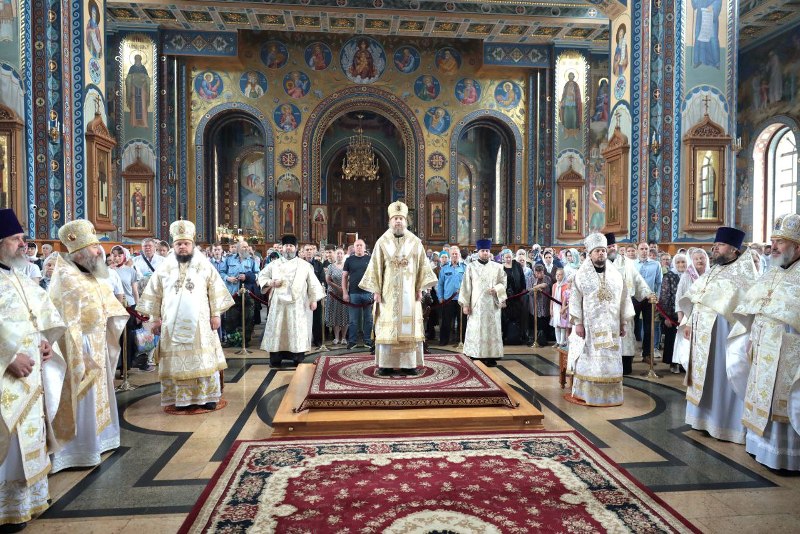 В Благовещенском кафедральном соборе г. Воронеж совершено торжественное соборное богослужение Архипастырей и клириков епархий Воронежской митрополии