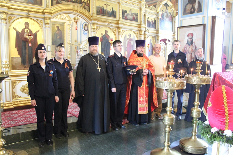 В Свято-Тихоновском соборном храме города Острогожска состоялись богослужения, посвященные Дню Великой Победы