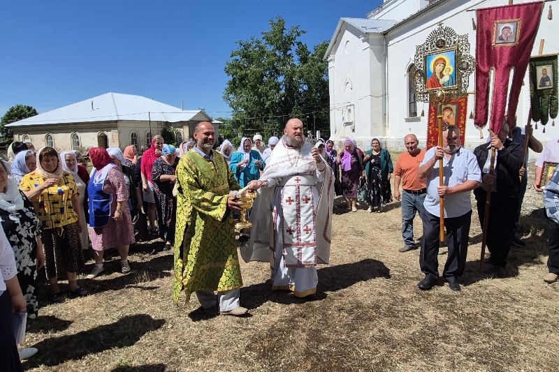Престольный праздник отметили в селе Нижний Мамон