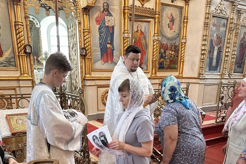 В день памяти святых равноапостольных Кирилла и Мефодия в Калачеевском церковном округе провели миссионерскую акцию