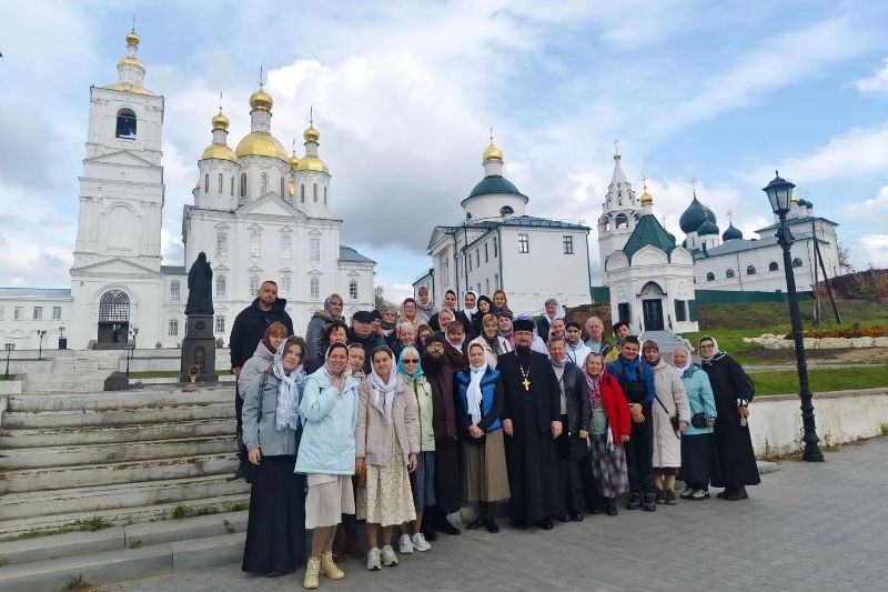 Паломническая группа Острогожского церковного округа совершила паломническую поездку к святыням Мурома и Дивеево