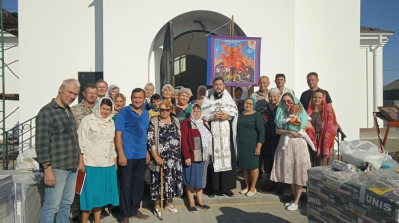 Молебен в строящемся храме с. Нижний Карабут