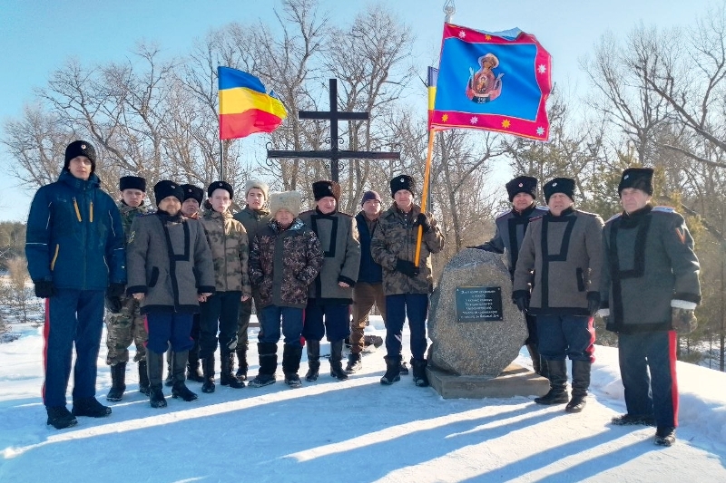В Петропавловском районе молитвенно почтили память безвинно убиенных казаков