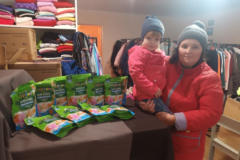 В Острогожском благочинии состоялась раздача гуманитарной помощи для детей