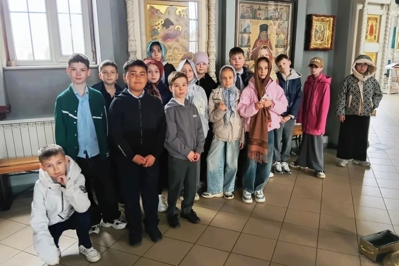 Ученики МКОУ СОШ № 3 посетили Свято-Ильинский кафедральный собор города Россошь