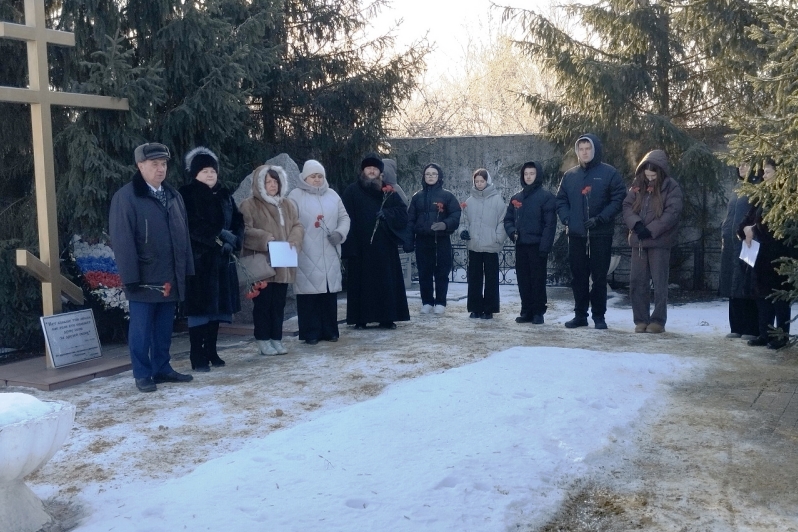 В Россоши прошли митинги, посвященные освобождению города от немецко-фашистских захватчиков