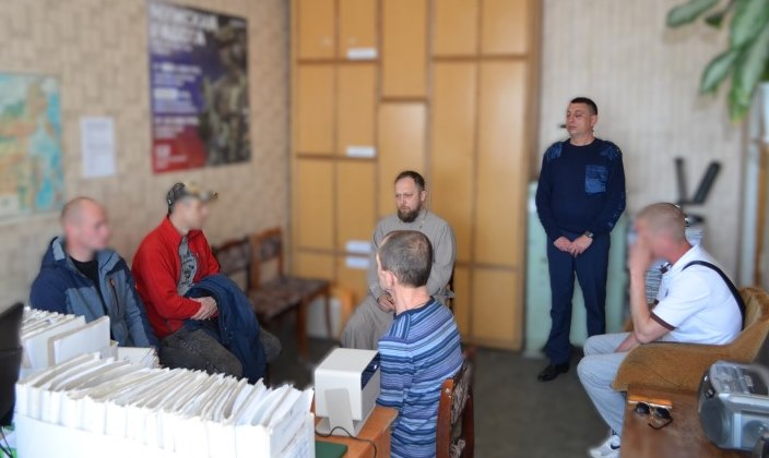 Священнослужитель провел профилактическую беседу с условно осужденными