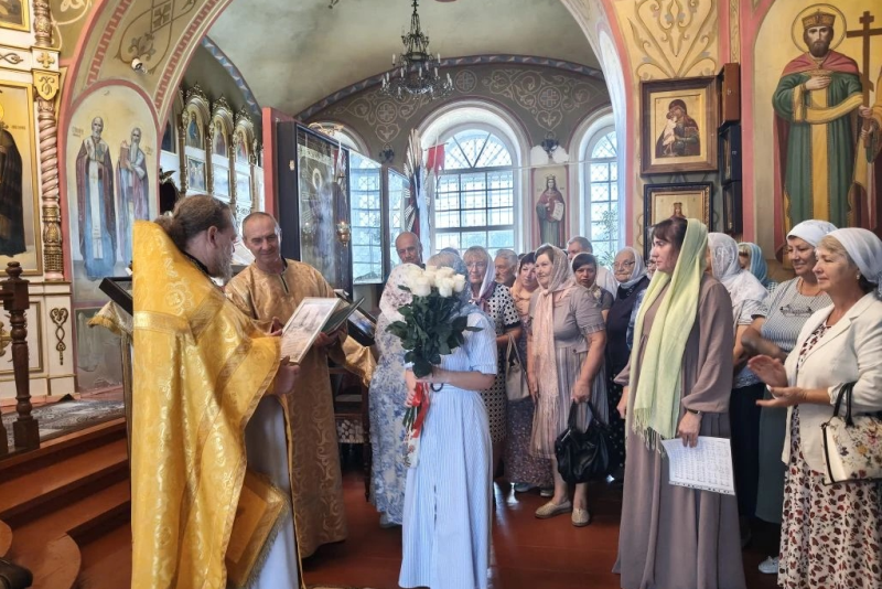 В день памяти равноапостольного князя Владимира в храме Архистратига Михаила города Острогожска состоялось праздничное богослужение