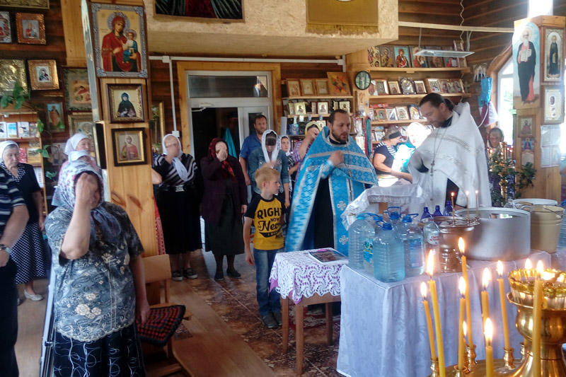 Воробьевцы поклонились Божией Матери «Державная»