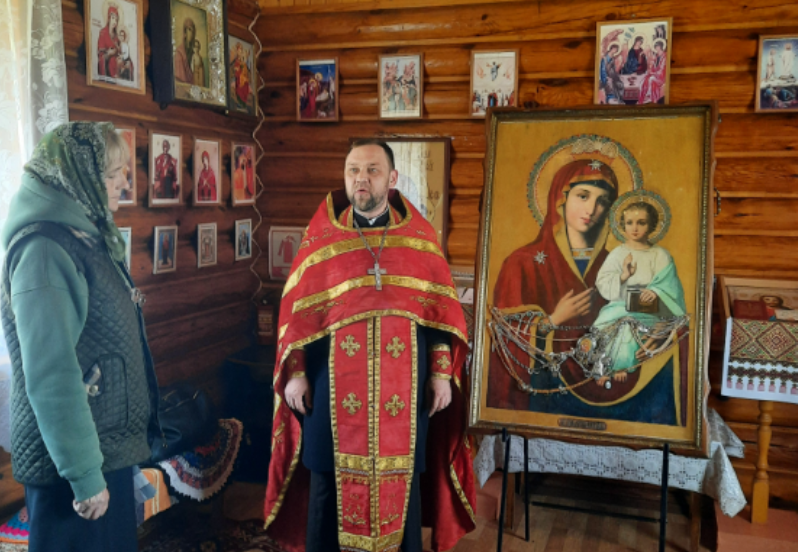  Чудотворная икона Пресвятой Богородицы посетила приходы Кантемировского района