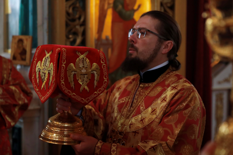 В Неделю 3-ю по Пасхе Преосвященнейший епископ Дионисий совершил Литургию в Ильинском соборе