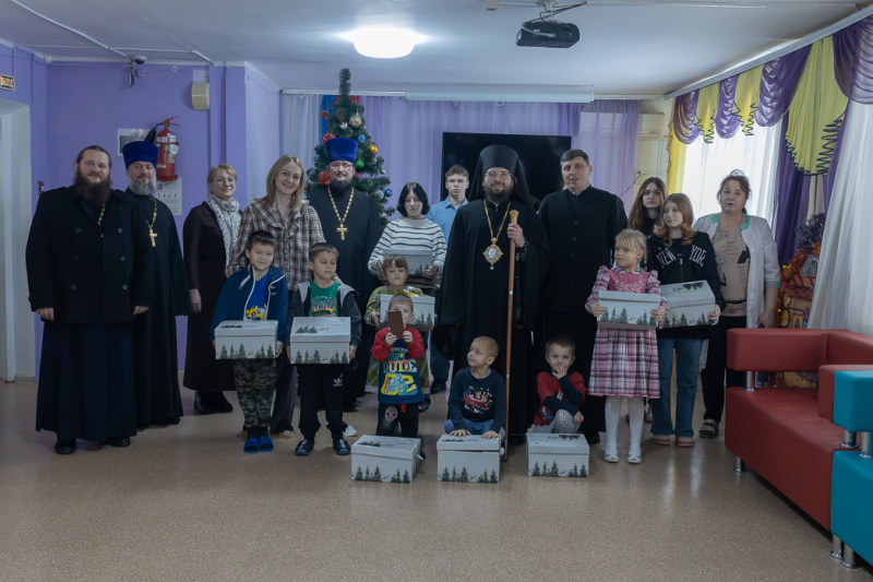Архипастырь посетил Острогожский социально – реабилитационный центр для несовершеннолетних