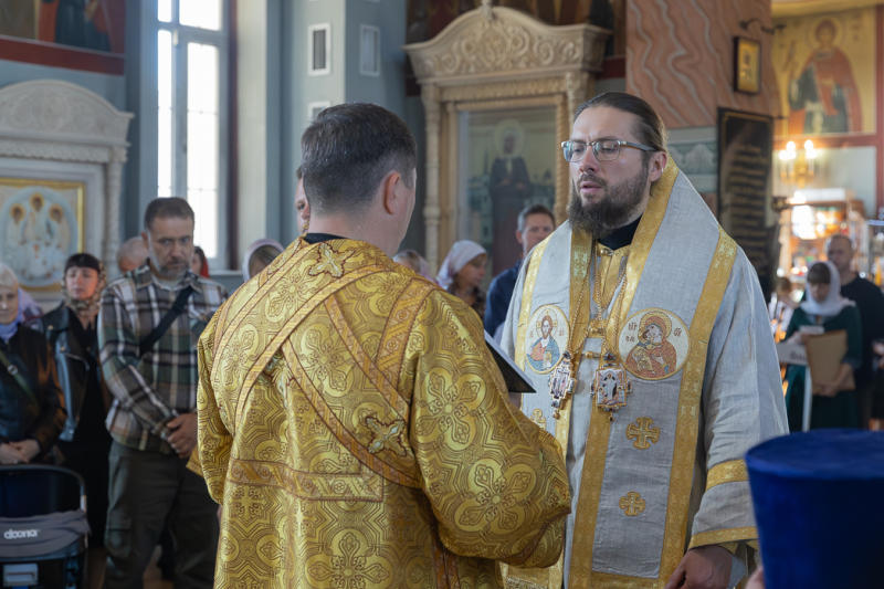 В день начала индикта (церковного новолетия) Архипастырь совершил Литургию в Свято-Ильинском кафедральном соборе города Россоши