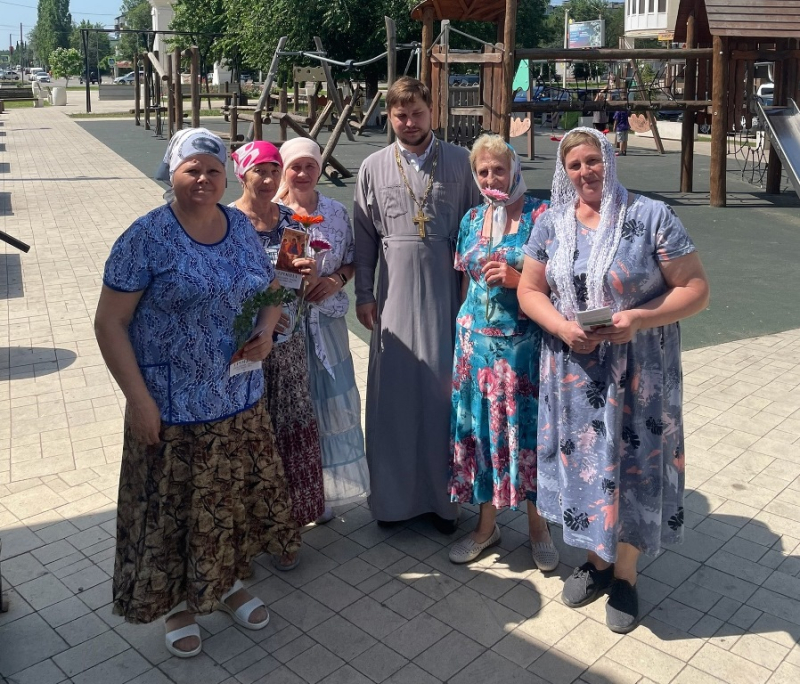 В Павловске проведена акция «Святая Троица - основание жизни»