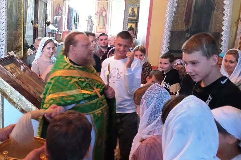 В Михайло-Архангельском храме города Острогожска совершено молебное пение при начатии учения отроков