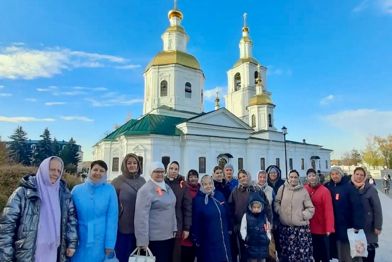 Паломничество к великим святыням: прихожане Богучарского благочиния посетили Нижегородскую и Владимирскую земли