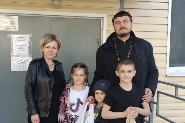 Священник посетил Россошанский социально-реабилитационный центр для несовершеннолетних