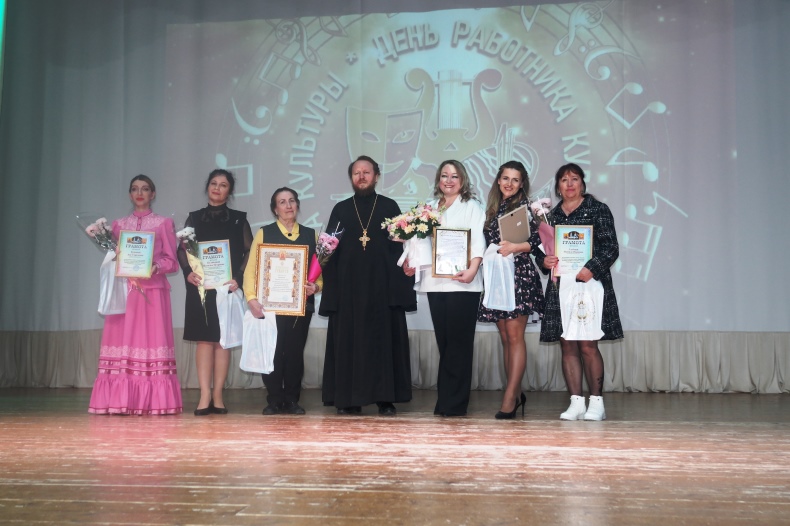 В районном Дворце культуры «Юбилейный» города Богучара состоялось торжественное поздравление работников культуры с профессиональным праздником