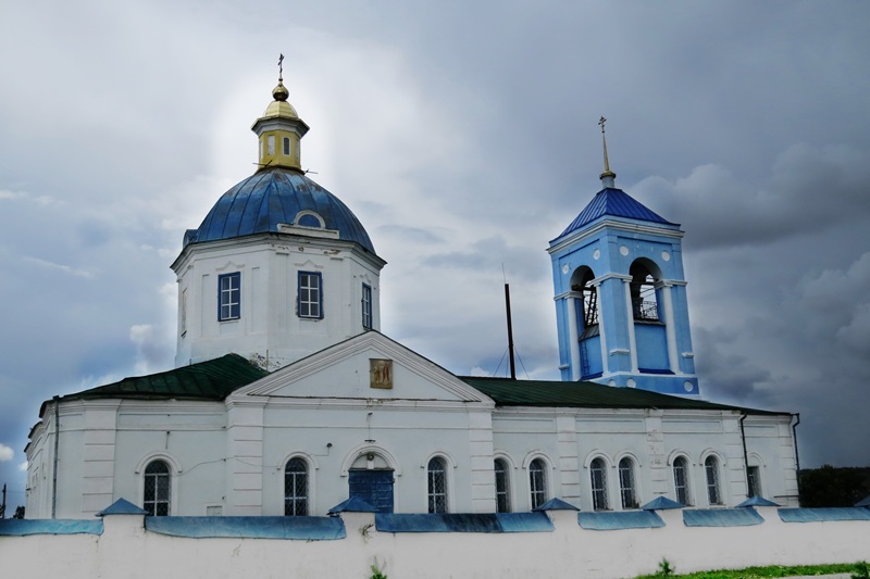 Храм в честь Казанской иконы Божией Матери с. Новотолучеево