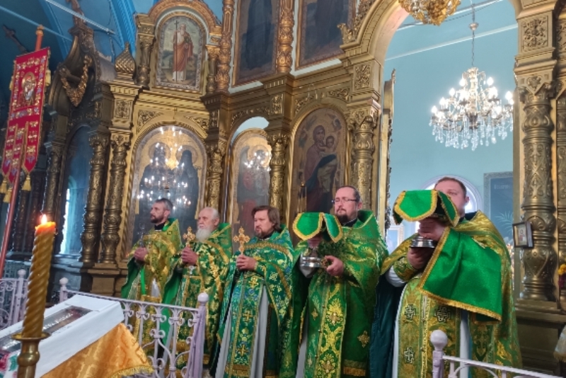 В храме святителя Афанасия Александрийского села Солдатское совершено соборное богослужение духовенства Острогожского церковного округа