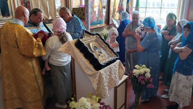 В Михайло-Архангельском храме г. Острогожска отметили престольный праздник