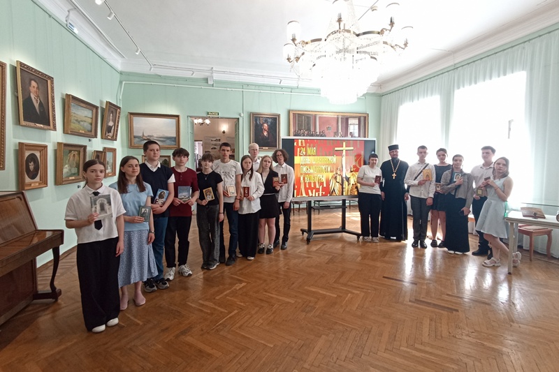 Молодежь Острогожска приняла участие в квест‑игре, приуроченной ко Дню славянской письменности и культуры