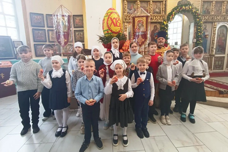 В Александро-Невском храме города Калача состоялся Пасхальный концерт