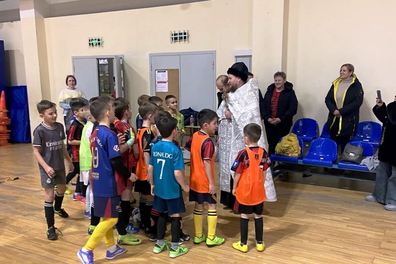 В день Крещения Господня благочинный совершил визит в административные предприятия и учреждения