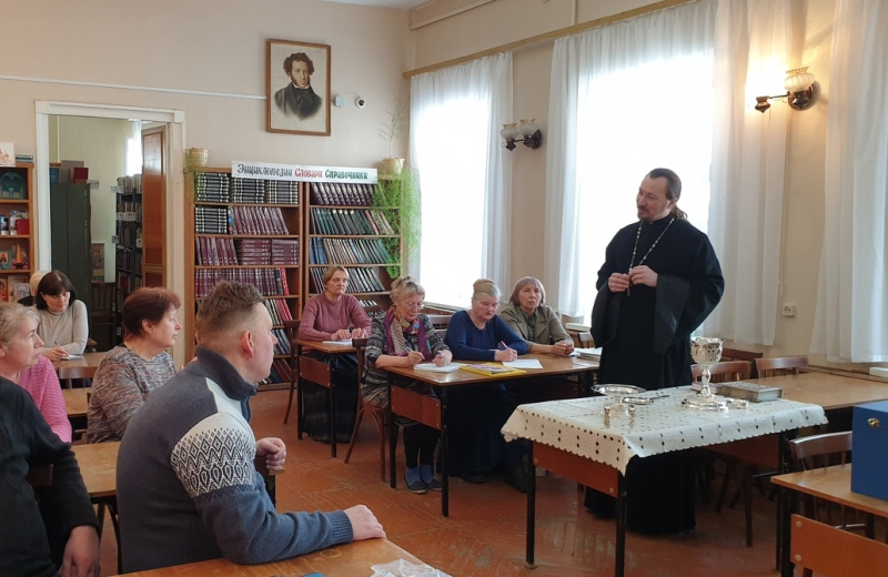 В Павловской межпоселенческой центральной библиотеке имени А.С. Пушкина прошла встреча объединения «Духовность»