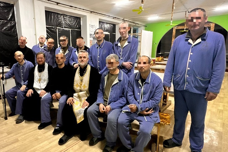 Руководитель епархиального медицинского отдела посетил госпиталь в зоне СВО