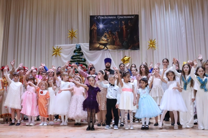 В Воронцовском СДК прошел рождественский концерт «Зажги свечу на Рождество»