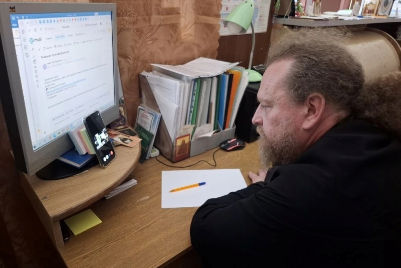 Руководитель отдела по взаимодействию с казачеством Россошанской епархии принял участие в онлайн-совещании