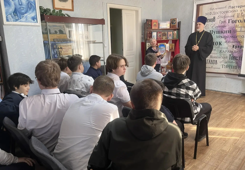 В Богучарской районной библиотеке состоялось мероприятие, посвященное Дню православной книги