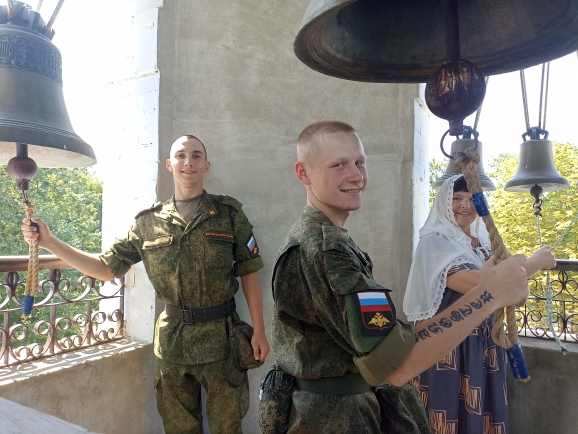 Колокольный звон-благовест «Слава Тебе, Боже!» в воинском Сретенском храме г.Острогожска