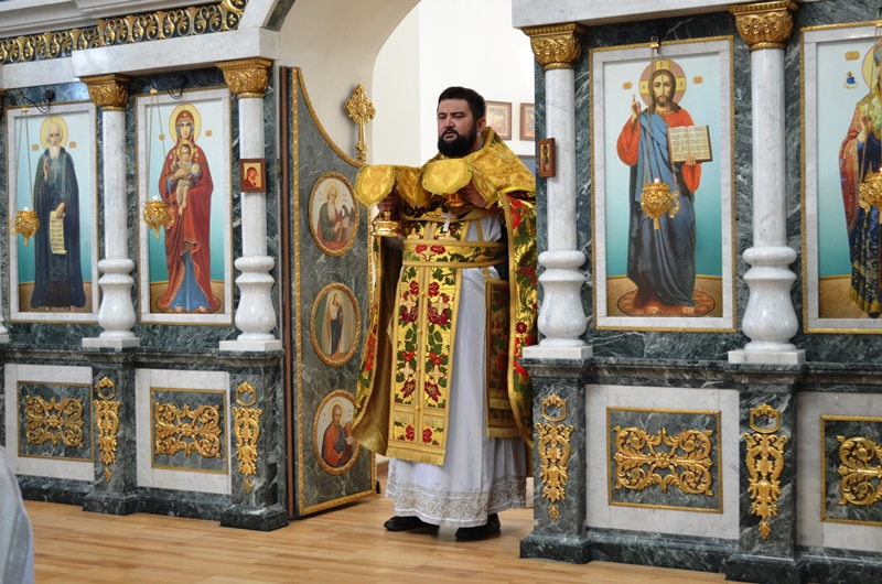 Благочинный Павловского церковного округа совершил богослужение на День семьи