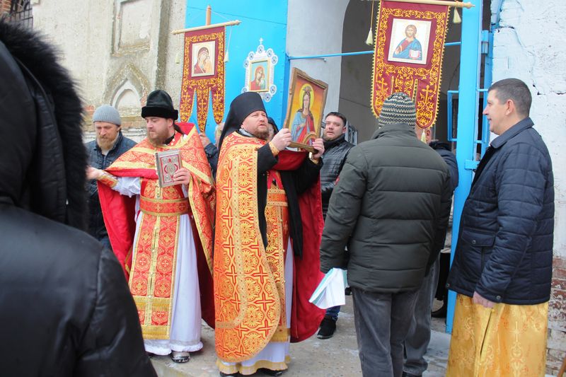 Прихожане Вознесенского храма села Мамоновка молитвенно прославили св. вмч. Екатерину в честь празднования дня её памяти