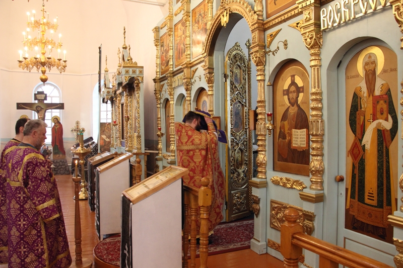 В Каменке совершили изнесение Креста