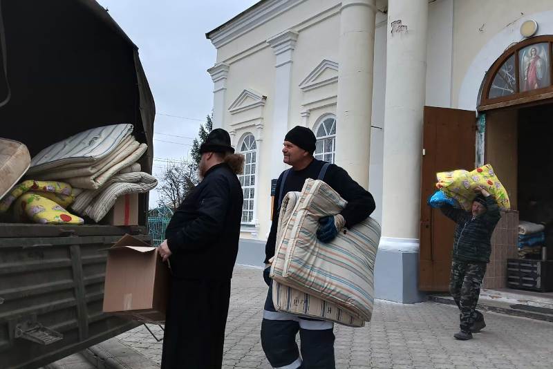 Жители Острогожска направили очередной гуманитарный груз в зону проведения специальной военной операции