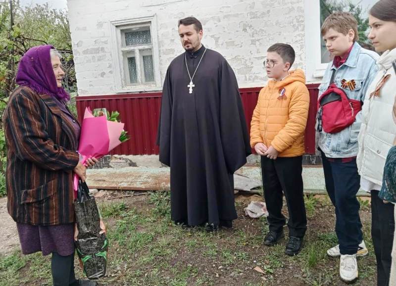 В Богучарском благочинии поздравили ветеранов Великой Отечественной войны