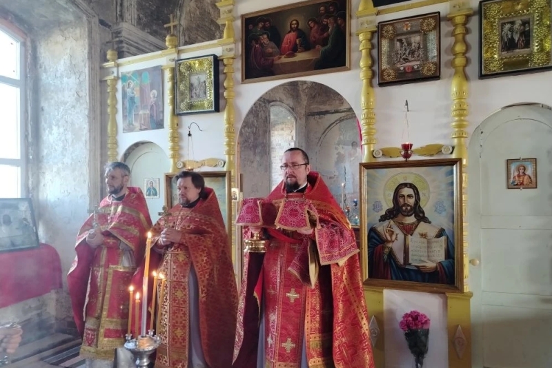 В храме святого преподобного Иоанна Ветхопещерника села Новая Мельница Острогожского благочиния соборно отметили престольный праздник