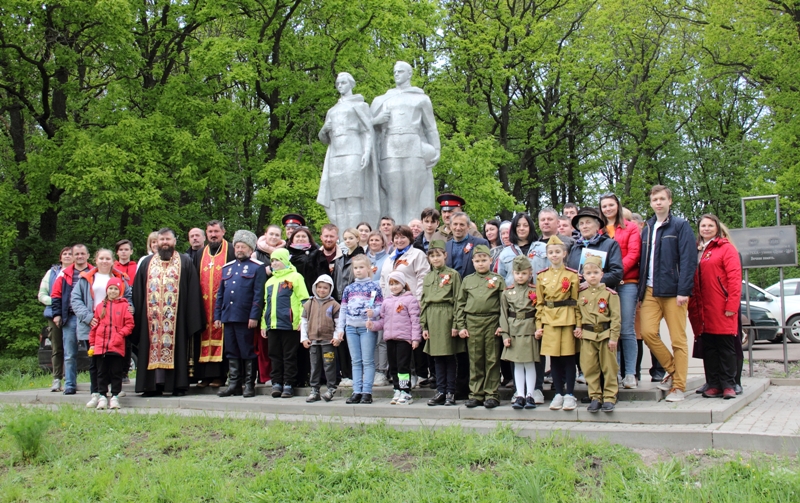 В Каменском районе прошёл традиционный автопробег, посвященный Дню Победы