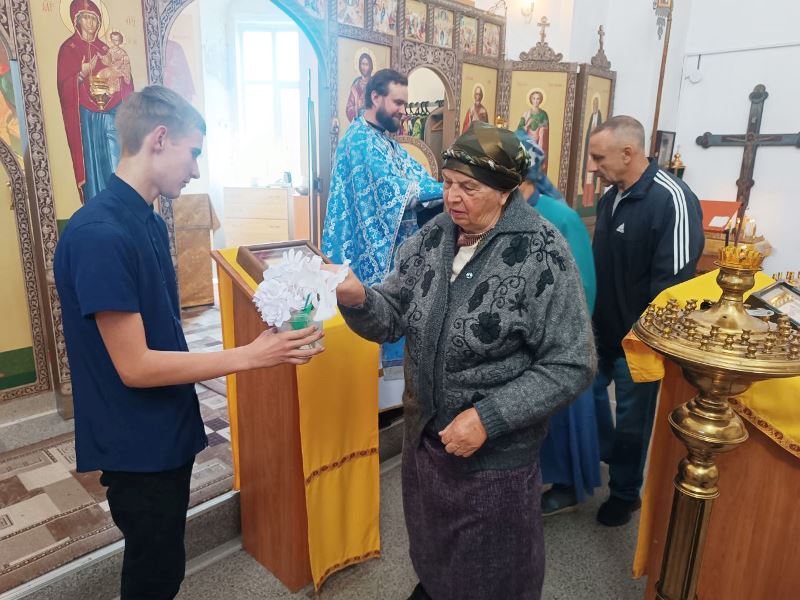 Праздничное богослужение в Александровке Донской