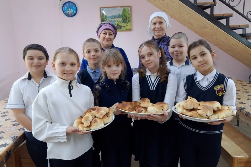 В воскресной школе при храме Архистратига Божия Михаила села Воробьевка провели духовно-просветительское мероприятие для детей
