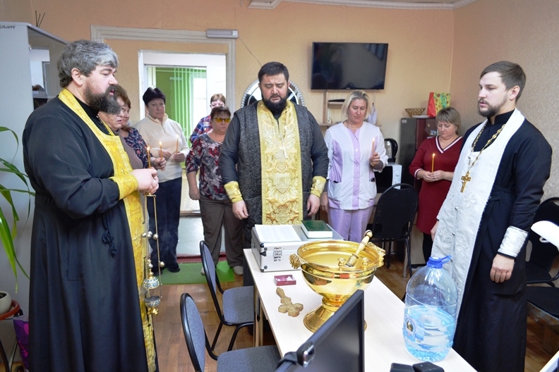 В Павловского благочиния соборно освятило Павловский дом-интернат для престарелых и инвалидов
