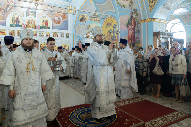 Совершено Великое освящение храма в честь Успения Пресвятой Владычицы нашей Богородицы и Приснодевы Марии в городе Калач