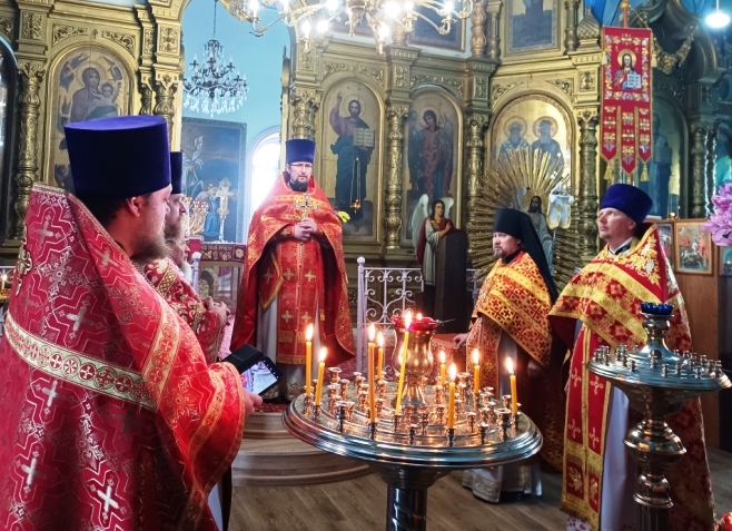 В храме Афанасия Александрийского села Солдатское торжественно отметили престольный праздник